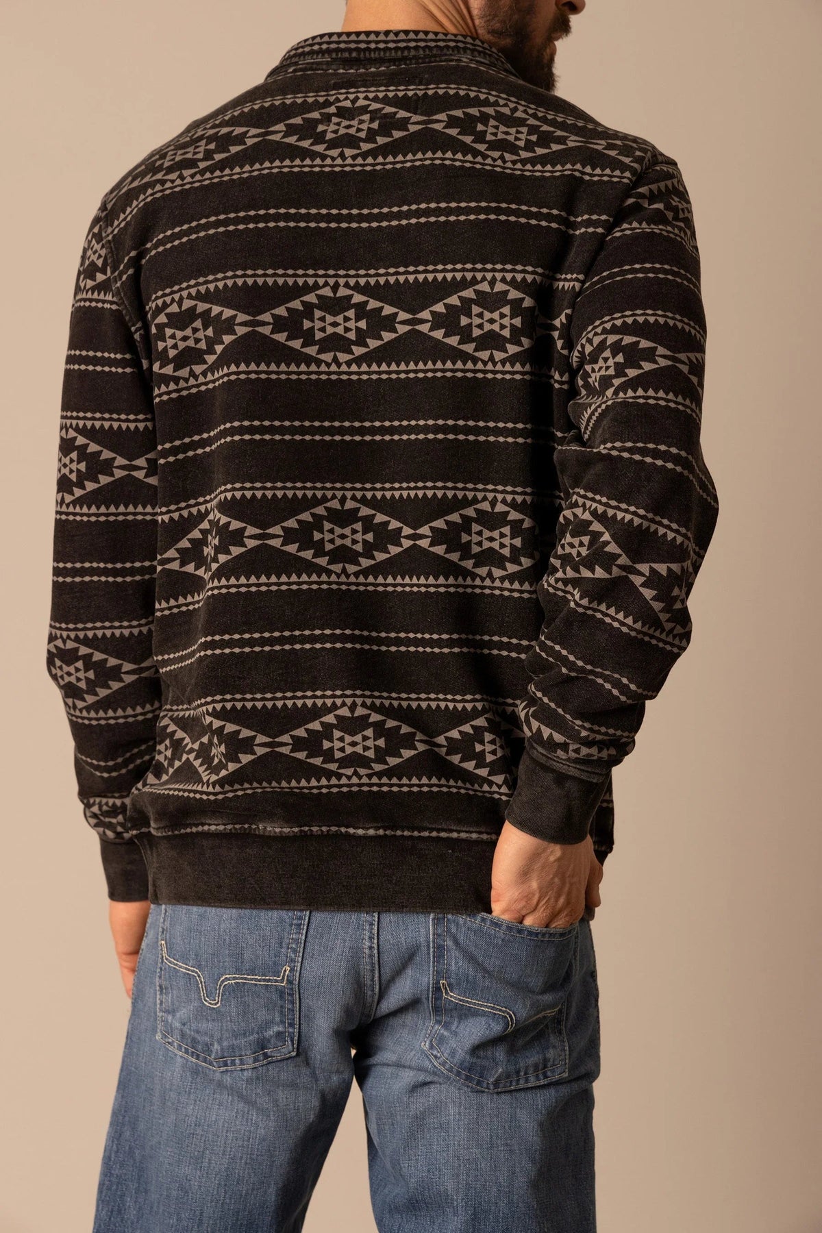 Crupper Pullover