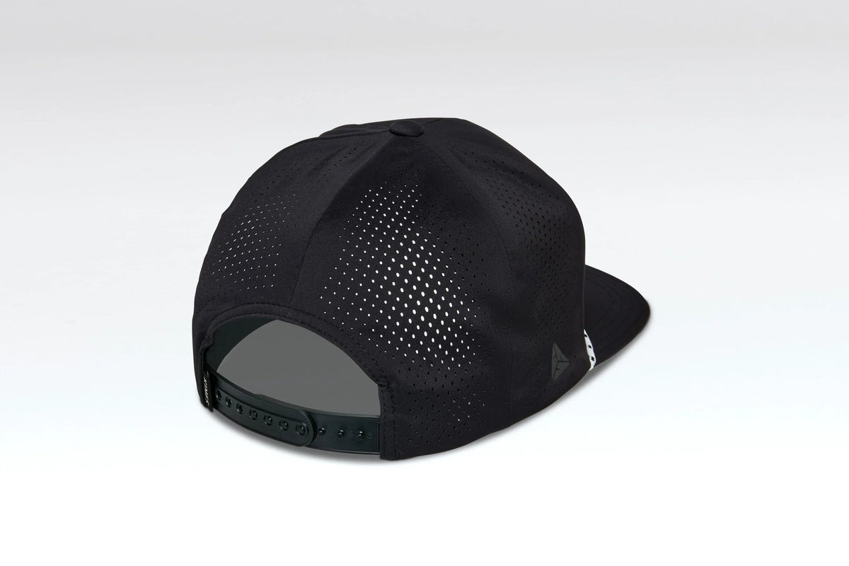 Serrano Trucker